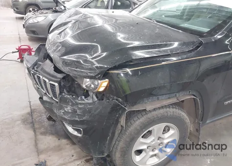 2017 Jeep Grand Cherokee Laredo 4X4 z USA, uszkodzony, nr VIN 1C4RJFAG0HC671259